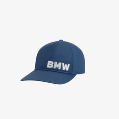 NAĢENE BMW AR UZRAKSTU ZILA