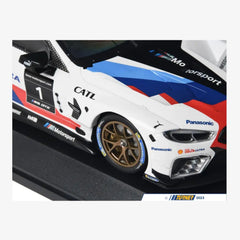BMW M8 GTE MINIATŪRA, 1:18